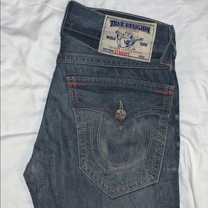 TRUE RELIGION Straight w/ Flaps QT EARTHWORM